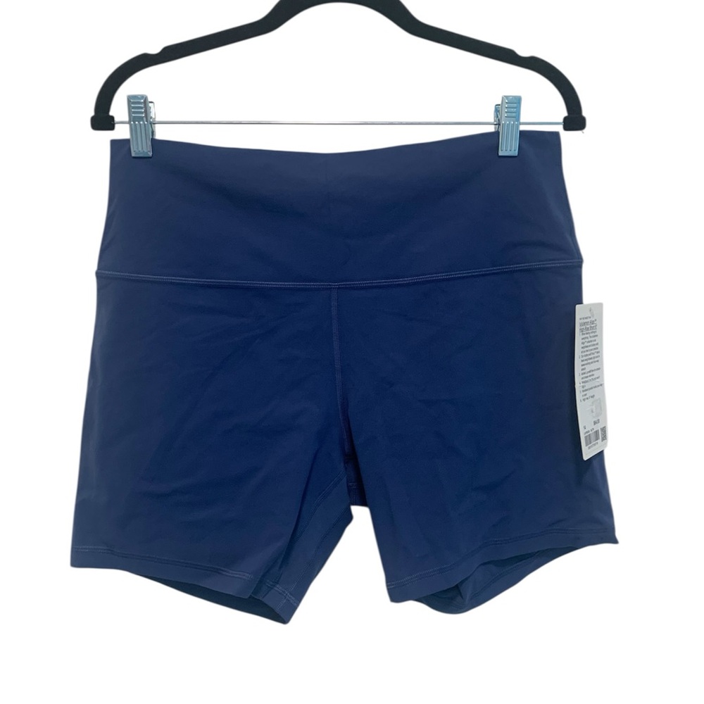 70. NWT Lululemon align HR shorts 6” Size 14